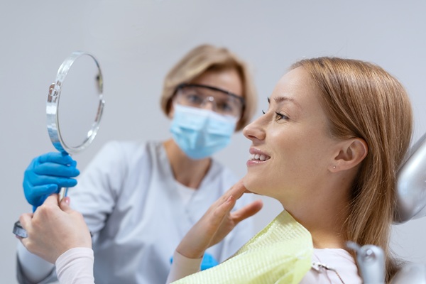 What Exactly Does A Cosmetic Dentist Do?